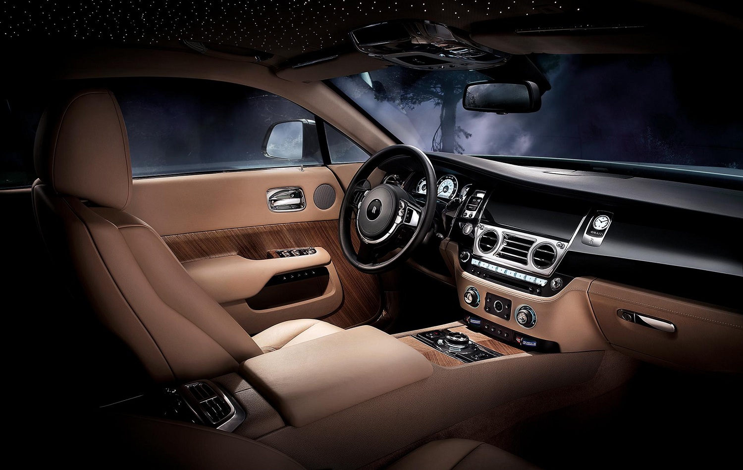 Rolls-Royce Wraith 2013-2.jpg